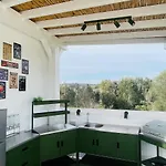 Apollonia *